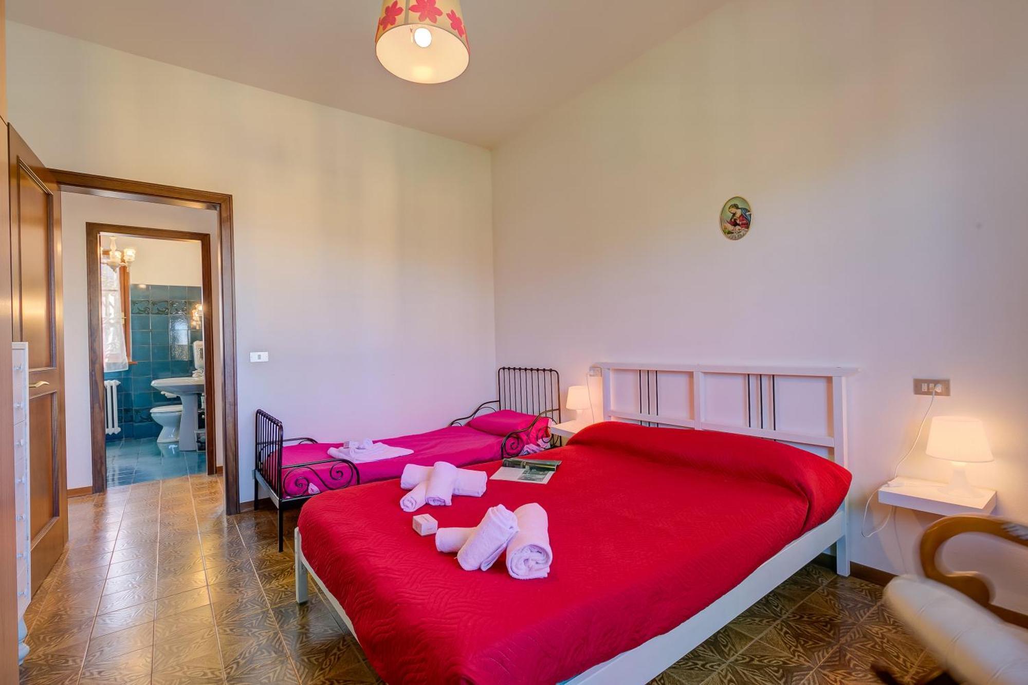Casa Maddalena Al Mare 600M From Sea - Happy Rentals Марина ди Пиетрасанта Екстериор снимка