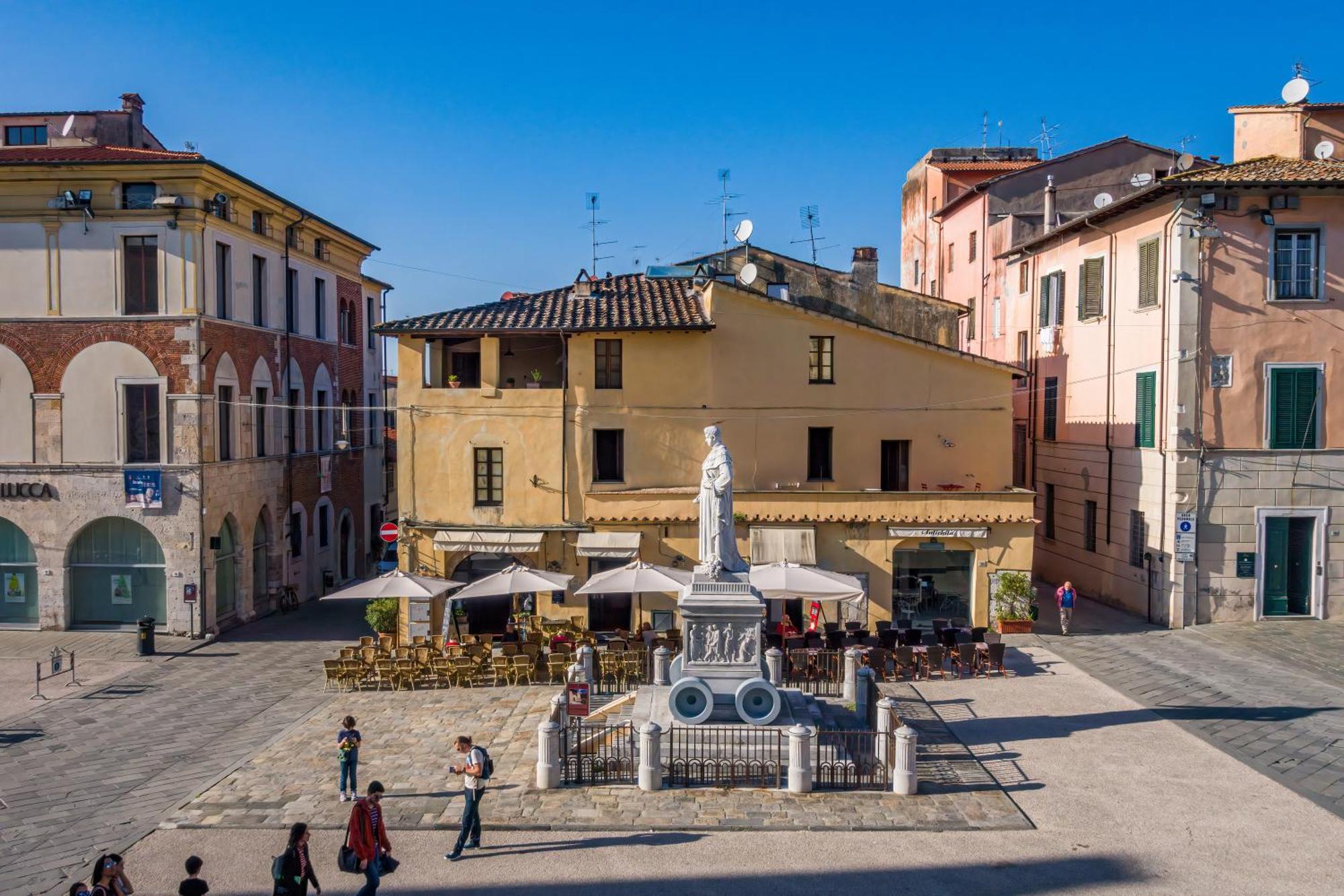 Casa Maddalena Al Mare 600M From Sea - Happy Rentals Марина ди Пиетрасанта Екстериор снимка