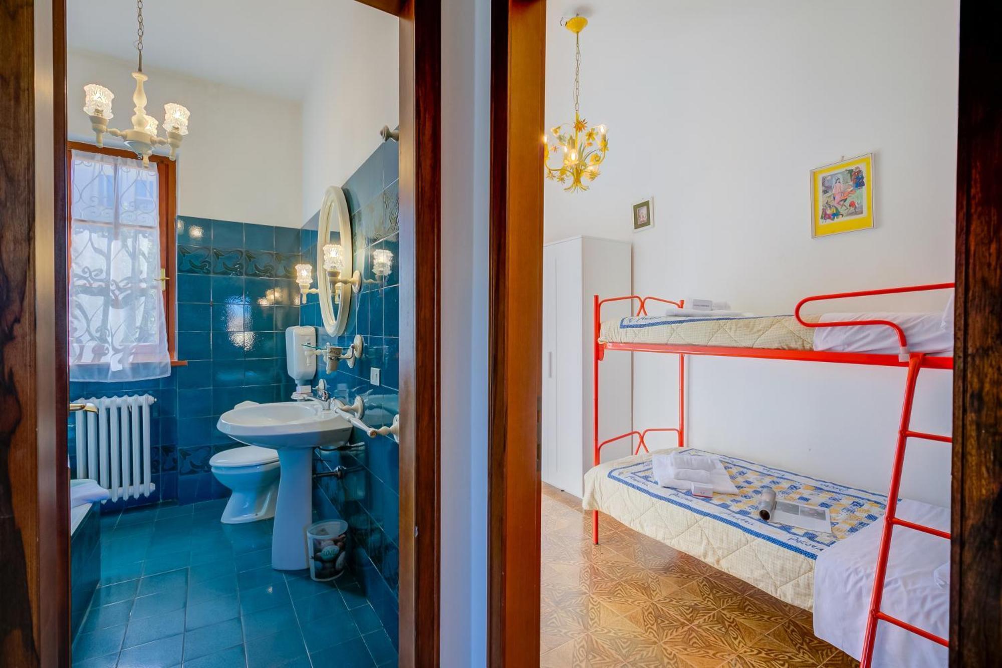 Casa Maddalena Al Mare 600M From Sea - Happy Rentals Марина ди Пиетрасанта Екстериор снимка