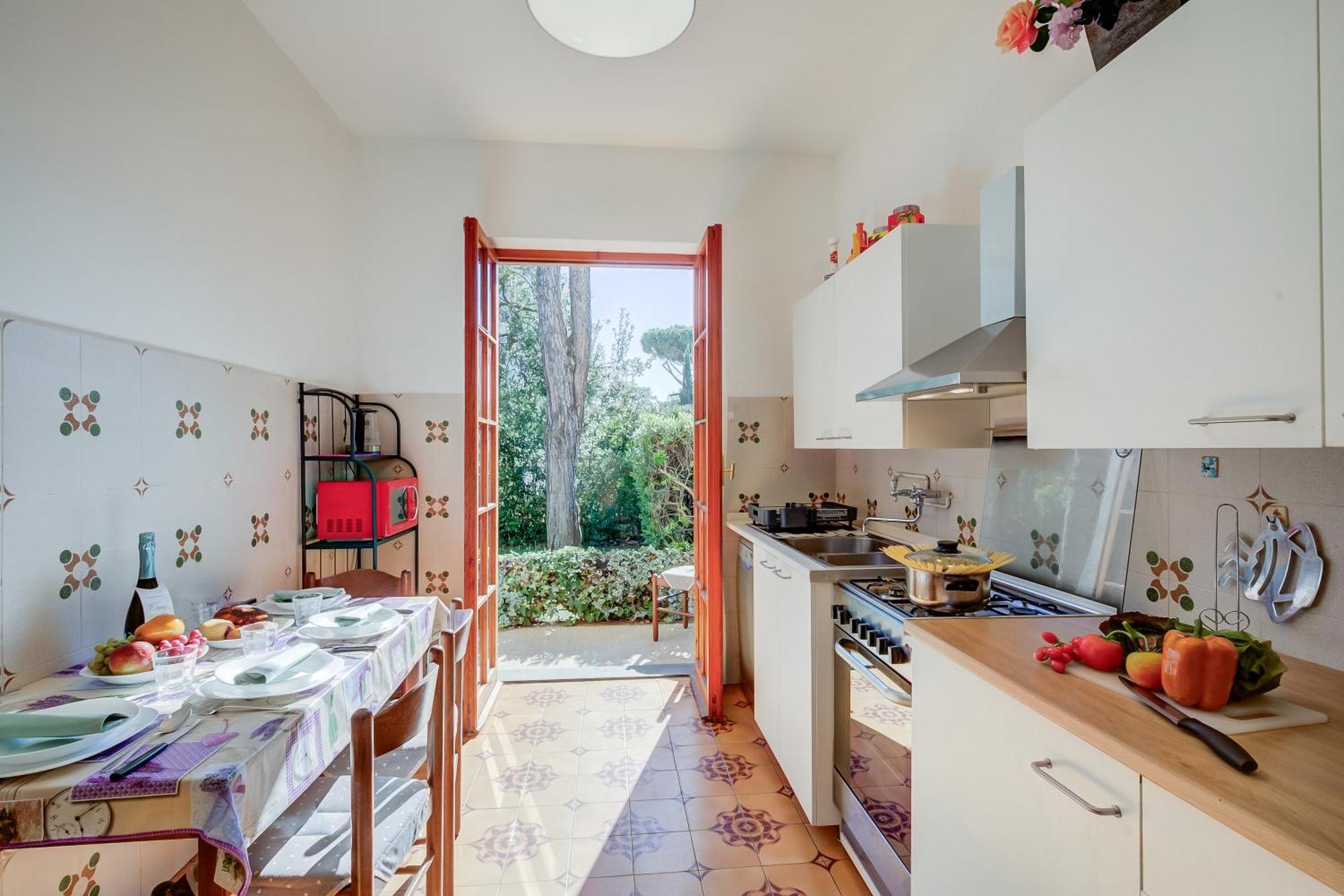 Casa Maddalena Al Mare 600M From Sea - Happy Rentals Марина ди Пиетрасанта Екстериор снимка